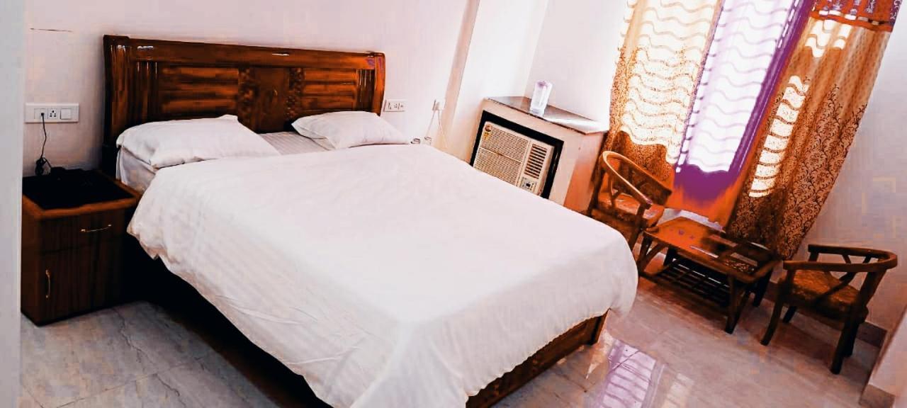 Hotel The Ganga Castle Haridwār Esterno foto
